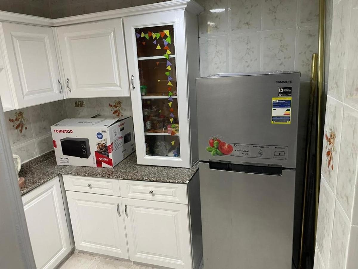 Nabiha, Zamalek Apartment