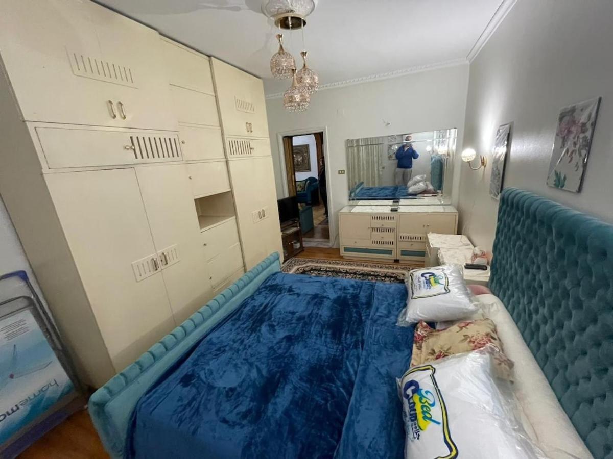 Nabiha, Zamalek Apartment Cairo
